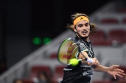 开云体育官方网站-世界网球队横扫意大利网球队，西西帕斯打破历史纪录