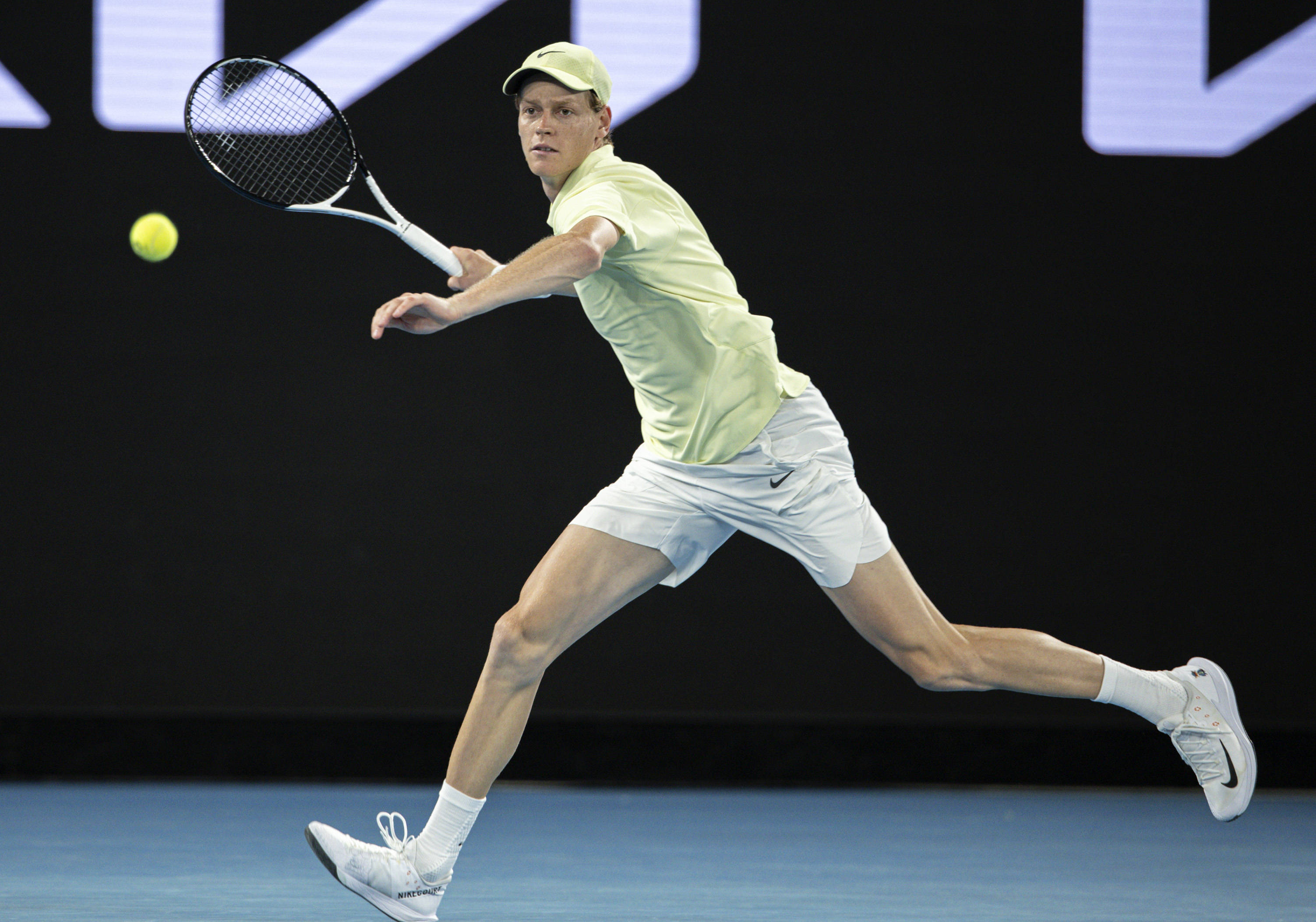 年终总决赛碾压澳网,辛纳扛起全队 年终总决赛碾压澳网,辛纳扛起全队