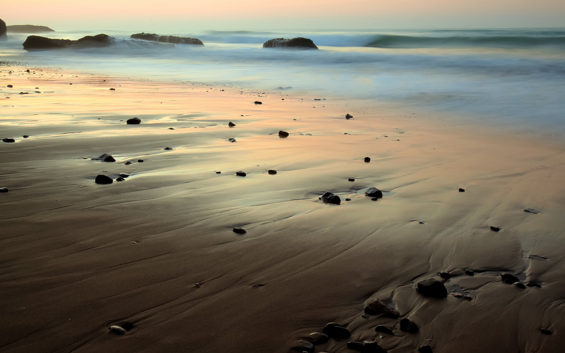 速度与悬念，当F1新赛季的引擎轰鸣，遇上浓眉统治下的比赛结局
