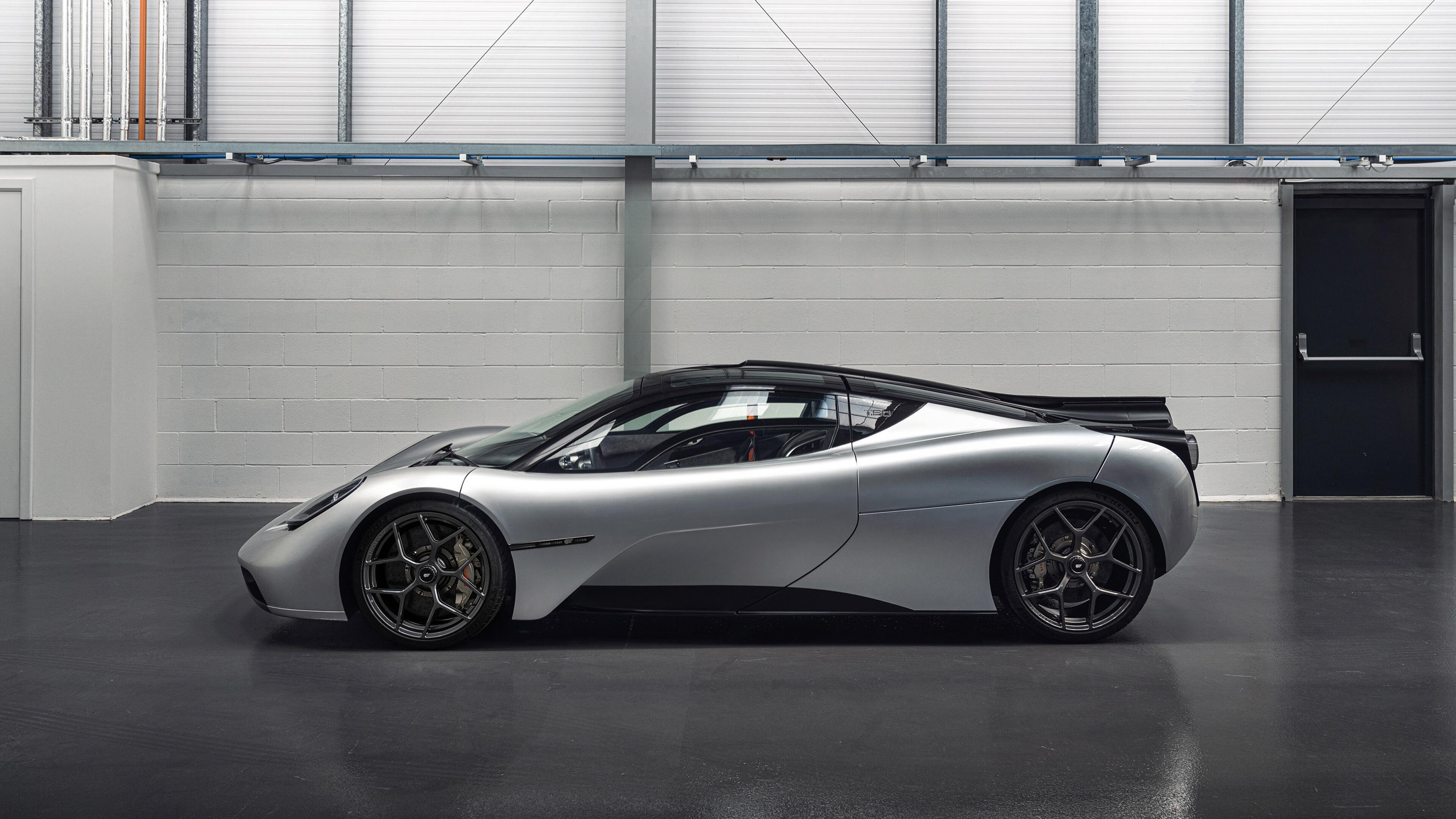 爵士横扫奇才,拉梅洛·鲍尔献制胜表现书写新传奇